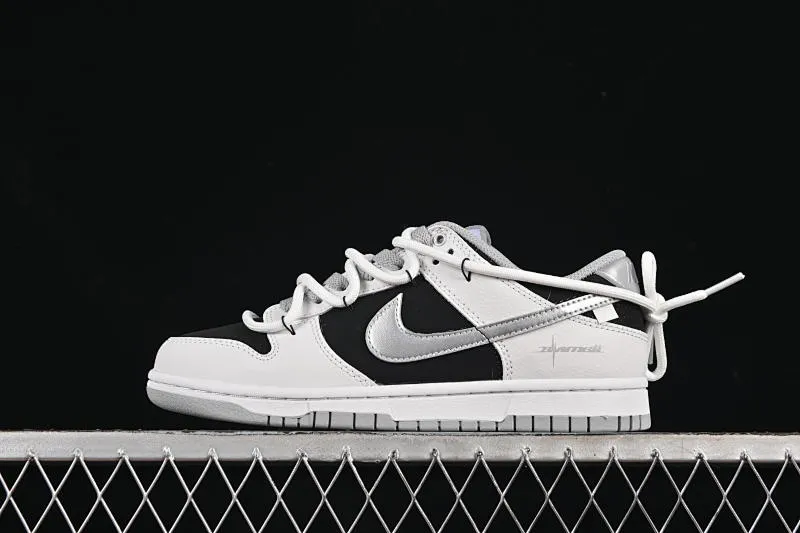 All categories Nk SB Dunk Series Nk SB Dunk Low High-end customized low-top sneakers Nike SB Dunk Low "Just Do it" Strap black and silver Anniversary high-end customized low-top casual sneakers WS0414-025